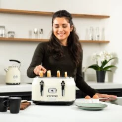 Westinghouse Retro Waterkoker + Broodrooster 4 Sleuven + Staafmixer - Wit -Speciaalzaken Voor Keukengerei 1200x1200 193