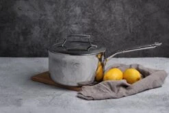 Saveur Selects Pannenset Voyage Series (Kookpan ø 25 Cm + Steelpan ø 20 Cm) - TriPly RVS - Inductie En Alle Andere Warmtebronnen -Speciaalzaken Voor Keukengerei 1200x800 4