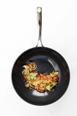 BK Wokpan Superior - Aluminium - ø 30 Cm - Keramische Anti-aanbaklaag -Speciaalzaken Voor Keukengerei 21994b271ddeedf2becbec04b0163608817e08fa Superior Wok 30