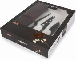 Boska Kaasmessenset Monaco+ Zwart - Met Lederen Hoes 17 Boska Kaasmessenset Monaco+ Zwart - Met Lederen Hoes -Speciaalzaken Voor Keukengerei 307089 Cheese Set Monaco Black verpakking