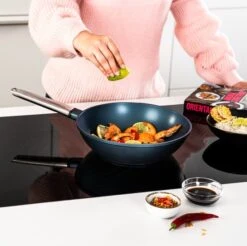 Westinghouse Pannenset Performance - Blauw - 8 Pannen - Complete Pannenset - Inductie En Alle Andere Warmtebronnen -Speciaalzaken Voor Keukengerei 550x547