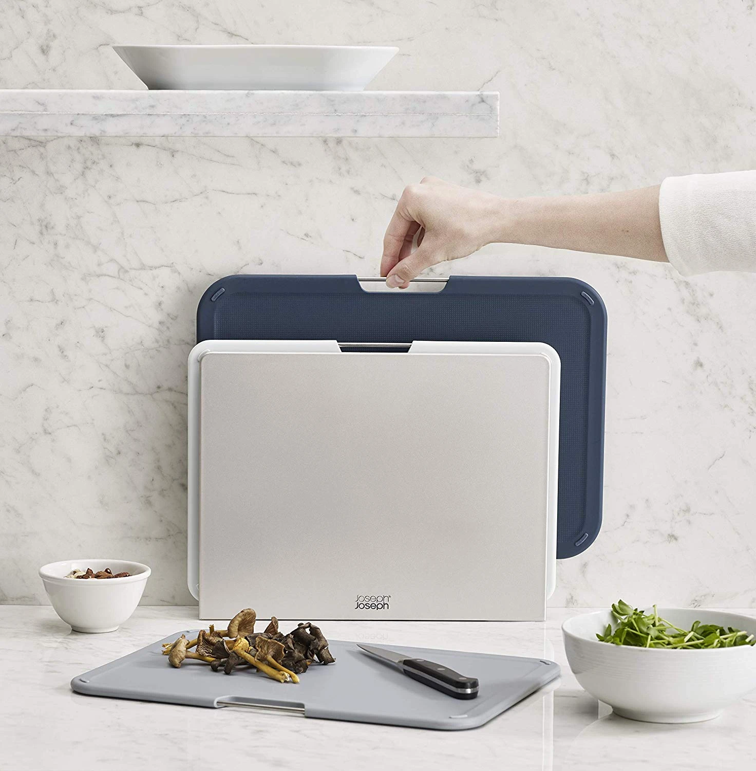 Joseph Joseph 3-delige Snijplankenset Met Houder - Nest Boards - Groot - Grijs 6 Joseph Joseph 3-delige Snijplankenset Met Houder - Nest Boards - Groot - Grijs - Afbeelding 4