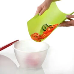 Westmark Flexibele Snijplank 2 Stuks -Speciaalzaken Voor Keukengerei ESEL26oFKQ8NUMm7P8w T3HS3DM9OtqhFLZpdhu3 U