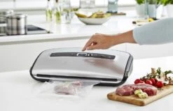 FoodSaver Vacumeermachine Urban Premium Plus - Zilver - FFS016/X -Speciaalzaken Voor Keukengerei FFS016X Lifestyle 13 5d36e0ebf0c537.74118453