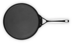 Le Creuset Pannenkoekenpan Les Forgées TNS - ø 24 Cm - Standaard Anti-aanbaklaag -Speciaalzaken Voor Keukengerei LC 20190624 ZS PS FS 51106280010002 004