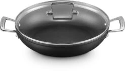 Le Creuset Hapjespan Met Deksel - Les Forgées TNS - ø 28 Cm / 3.2 Liter - Standaard Anti-aanbaklaag -Speciaalzaken Voor Keukengerei LC 20190624 ZS PS FS 51107280010502 002