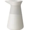 Stelton Melkkan Theo Sand 400 Ml 2 Stelton Melkkan Theo Sand 400 Ml -Speciaalzaken Voor Keukengerei OL x 638 1 Theo milk jug sand