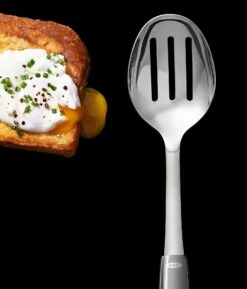 OXO Good Grips Groentelepel Met Sleuven Steel -Speciaalzaken Voor Keukengerei Oxo Groentelepel Met Sleuven Steel 2