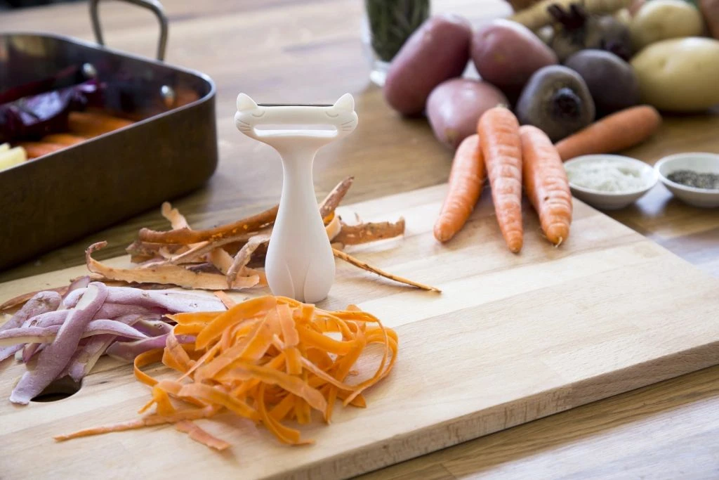 Peleg Design Dunschiller CatPeeler - Wit 4 Peleg Design Dunschiller CatPeeler - Wit - Afbeelding 2