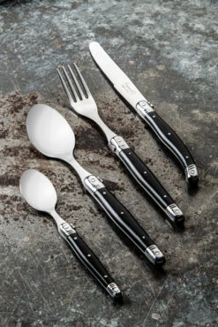 Laguiole Style De Vie Bestekset Premium Line - Zwart - 24 Delig / 6 Personen -Speciaalzaken Voor Keukengerei PrCouvZwart 1