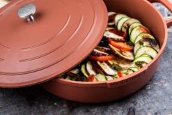 Westinghouse Hapjespan Performance - Rebel Red - ø 32 Cm / 5.8 Liter - Standaard Anti-aanbaklaag -Speciaalzaken Voor Keukengerei WCCC0095L28OR 11 1