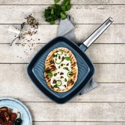 Westinghouse Grillpan Performance - Bravery Blue - 28 X 28 Cm - Standaard Anti-aanbaklaag 21 Westinghouse Grillpan Performance - Bravery Blue - 28 X 28 Cm - Standaard Anti-aanbaklaag -Speciaalzaken Voor Keukengerei WCFP0095G28BL 10