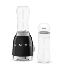 SMEG Smoothie Blender - Compact - Zwart - 600 Ml - PBF01BLEU -Speciaalzaken Voor Keukengerei WEB PBF01BLEU 24.jpg