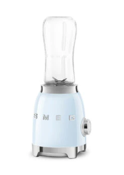 SMEG Smoothie Blender - Compact - Pastelblauw - 600 Ml - PBF01PBEU 13 SMEG Smoothie Blender - Compact - Pastelblauw - 600 Ml - PBF01PBEU -Speciaalzaken Voor Keukengerei WEB PBF01PBEU 5.jpg