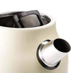 Westinghouse Waterkoker Retro Collections - 2200 W - Vanilla White - 1.7 Liter - WKWKH148WH -Speciaalzaken Voor Keukengerei WKWK148WH Retro Kettle 4 600x600 1