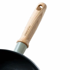 Greenpan Pannenset Met Keukenhulpjes Mayflower - 4 Delige Set -Speciaalzaken Voor Keukengerei d68e9a0e4d6b2e2d0bdba80329861393e1ca0139 GP MAYFLOWER Frypan B8 a