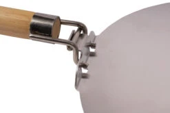 Fernus & Friends Pizza Oven - Voor Fornuis - Pure Polished Aluminium - Voor ø 26 Cm Pizza's 19 Fernus & Friends Pizza Oven - Voor Fornuis - Pure Polished Aluminium - Voor ø 26 Cm Pizza's -Speciaalzaken Voor Keukengerei pizza schep detail 2