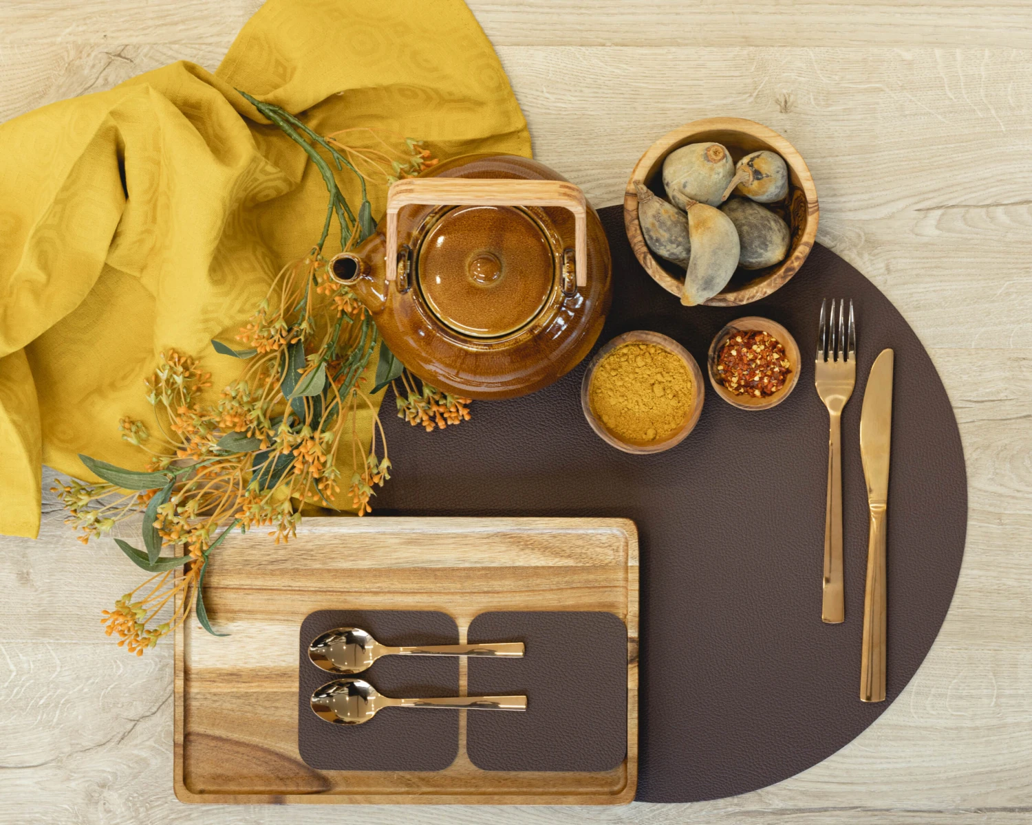 Jay Hill Onderzetters - Vegan Leer - Bruin / Zand - Dubbelzijdig - 10 X 10 Cm - 6 Stuks 5 Jay Hill Onderzetters - Vegan Leer - Bruin / Zand - Dubbelzijdig - 10 X 10 Cm - 6 Stuks - Afbeelding 3