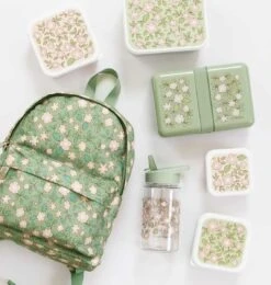 A Little Lovely Company Lunchbox - Groene Bloesems -Speciaalzaken Voor Keukengerei sbblsa49 lr 3 lunch box blossoms sage 1