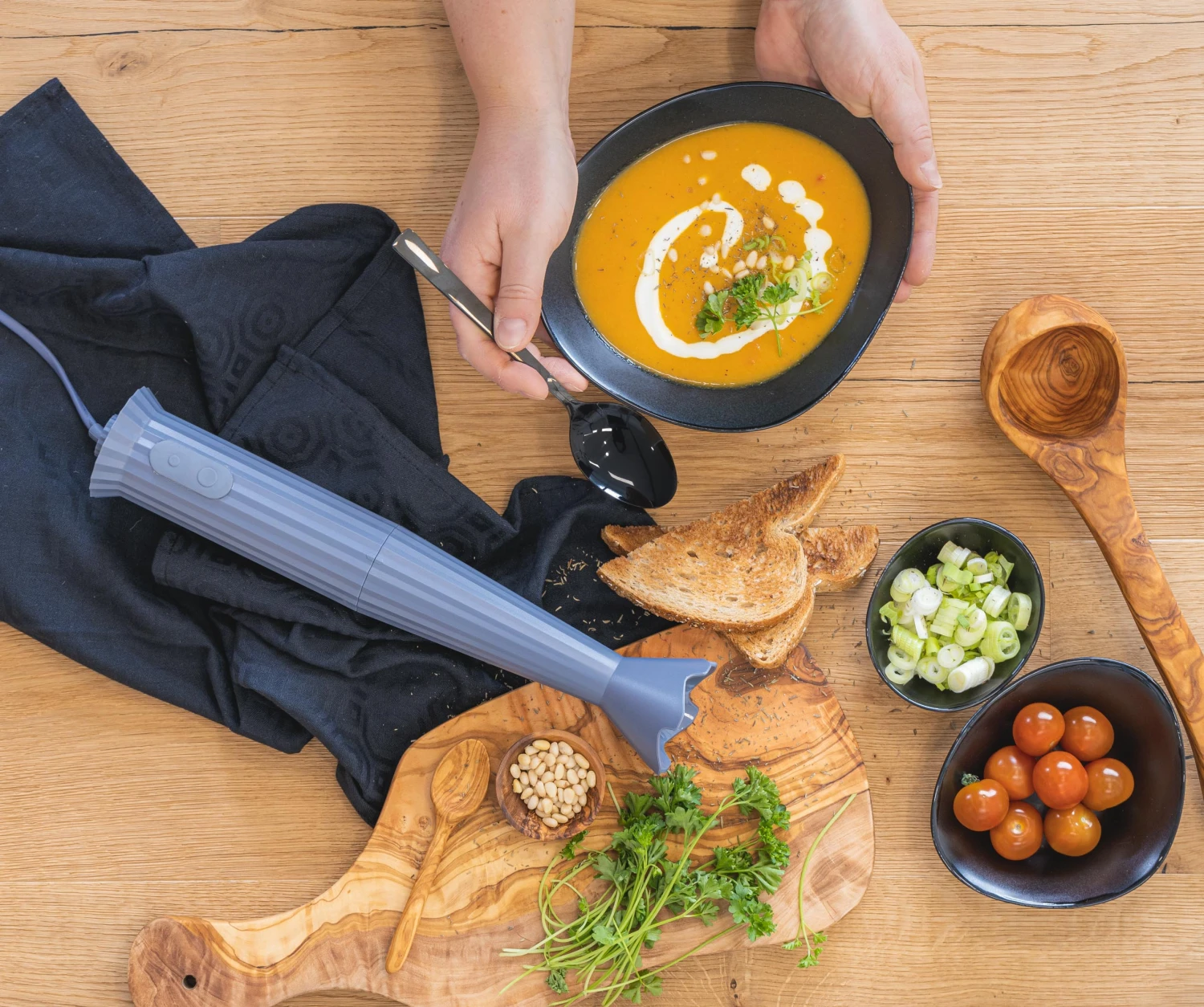 Alessi Staafmixer Set Plissé - Grijs - Michele De Lucchi - MDL10S G 5 Alessi Staafmixer Set Plissé - Grijs - Michele De Lucchi - MDL10S G - Afbeelding 3