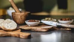 Jay Hill Kaasplank Tunea - Olijfhout - 18 X 16 Cm -Speciaalzaken Voor Keukengerei tunea 5 1